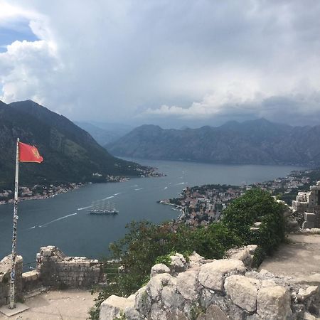 Charming Apartment In Kotor Dış mekan fotoğraf